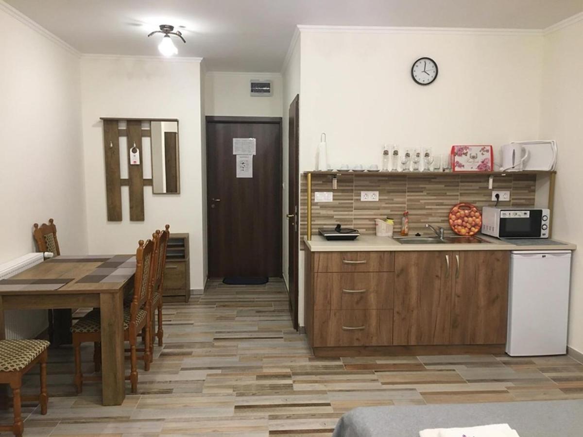 Aranykorona Apartmanhaz Miszkolc Zewnętrze zdjęcie